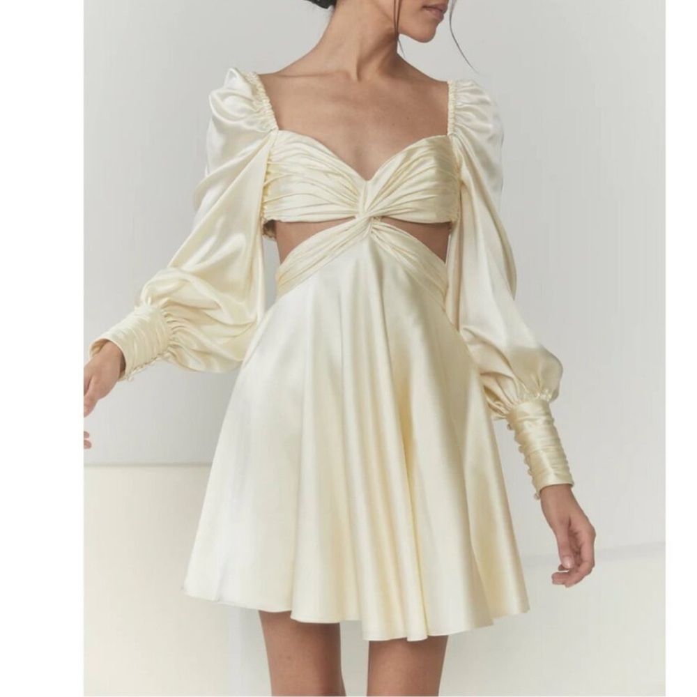Spotlight Dress in Buttermilk